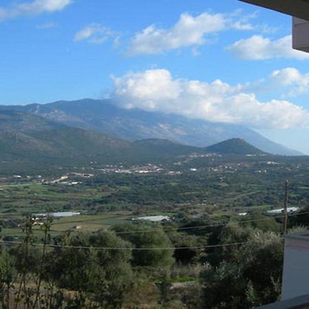 Theasis House Διαμέρισμα Χελμάτα Εξωτερικό φωτογραφία